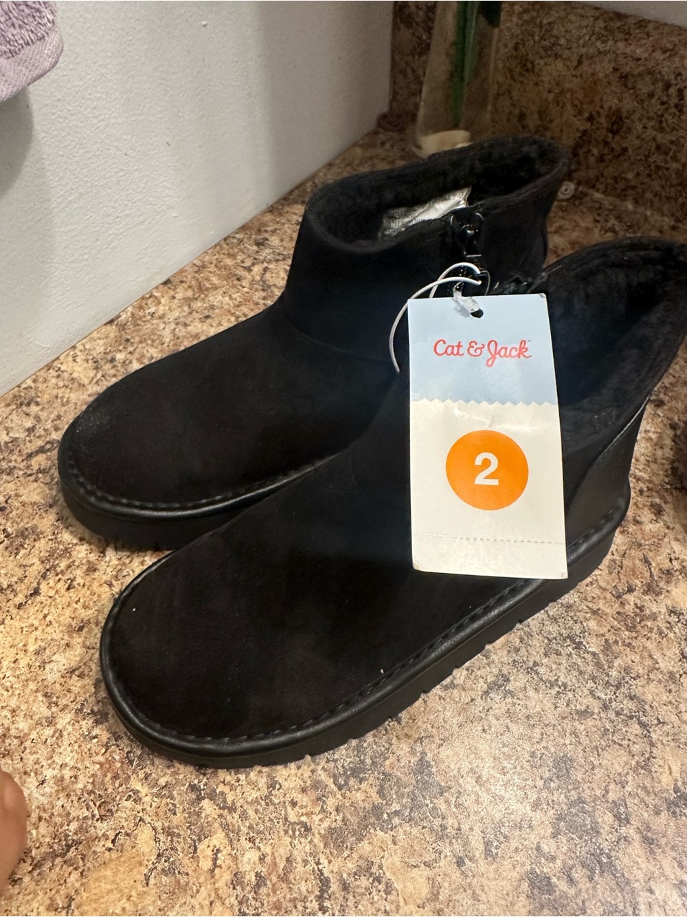 Cat & Jack Black Men’s Suede-Look Ankle Boots